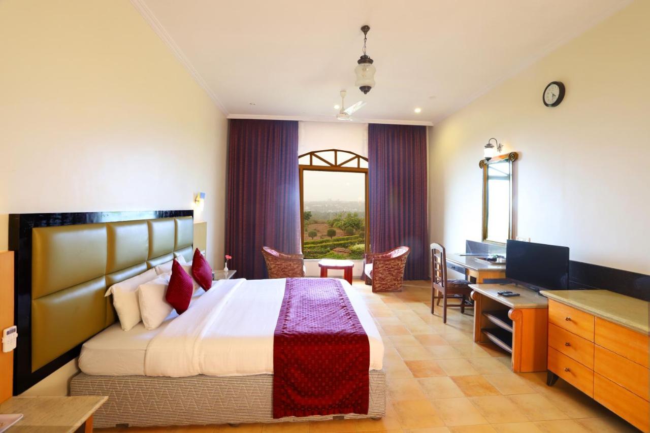 Kohinoor Samudra Beach Resort, Ratnāgiri Kültér fotó